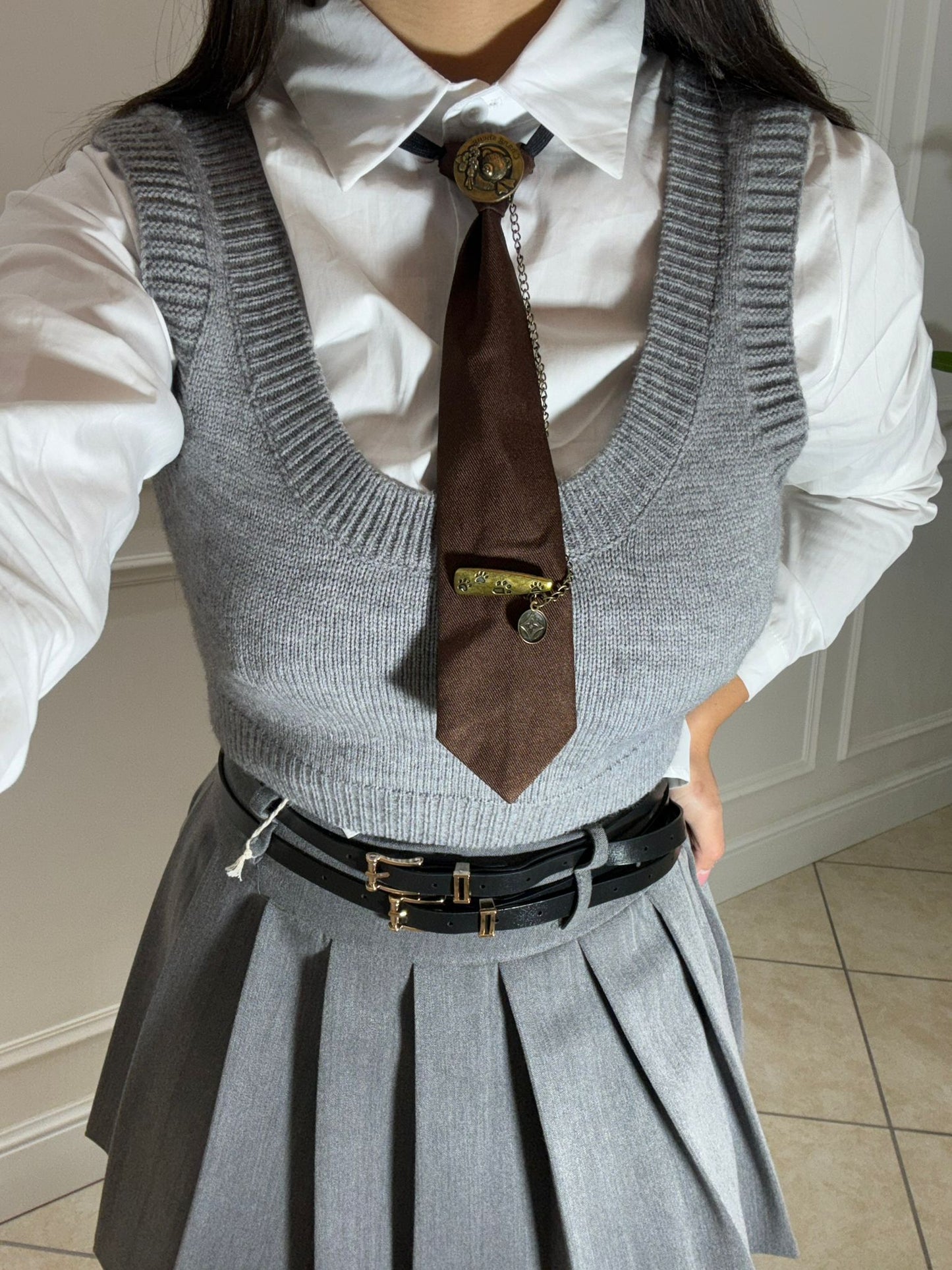 Set Collage Grey